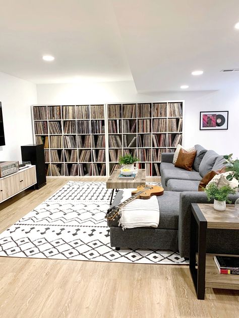 Modern Boho Room, Basement Music Room, Music Man Cave, Music Room Design, Cave Room, Music Space, Record Room, Room Music, Man Cave Room