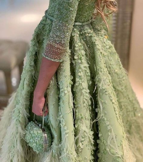 Baby Couture, Green Theme, Pistachio Green, Fashion Inspiration Design, Long Gown, Pantone Color, Images Gif, Beautiful Photography, Stunning Dresses