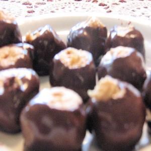 Buckeye Recipe Using Paraffin Wax Melt Chocolate For Dipping, Buckeye Balls, Peanut Butter Buckeyes, Buckeyes Recipe, Peanut Butter Balls Recipe, Butter Balls, Peanut Butter Balls, Peanut Butter Lovers, Melting Chocolate Chips