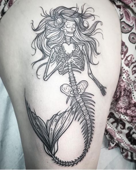 7,532 curtidas, 73 comentários - Grit N Glory (@gritnglory) no Instagram: “First session on this awesome mermaid skeleton by @janicedanger at Grit N Glory this week .⚡️” Mermaid Skull, Dr Tattoo, Skeleton Mermaid, Mermaid Tattoo Designs, Skull Beard, Mermaid Skeleton, Skeleton Tattoos, Mermaid Tattoo, Mermaid Tattoos