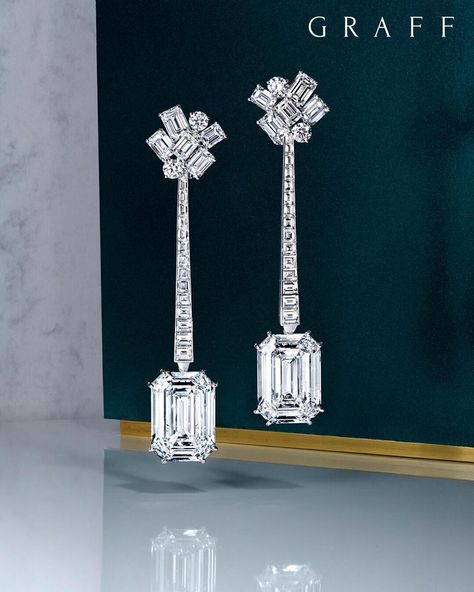 Graff on Instagram: “The epitome of elegance. • Diamond earrings featuring 20 carat D Flawless emerald cut diamonds, 48cts #graffdiamonds #highjewelry…” Emerald Cut Diamond Earrings, Emerald Cut Earrings, Graff Jewelry, Long Diamond Earrings, Graff Diamonds, Unique Dangle Earrings, Luxurious Accessories, Beautiful Diamond Earrings, Diamond Earrings Design