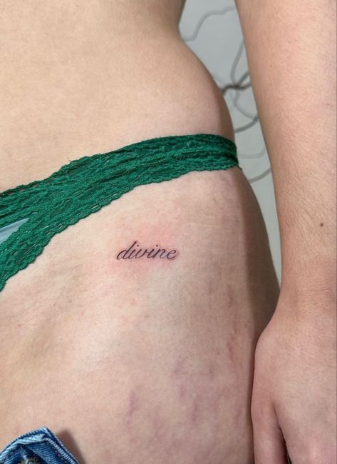 Tattoos Under Armpit, Small Tattoos Under Bra Line, Pubic Bone Tattoos Ideas, Tattoo Pubic Area, Under Armpit Tattoo, Tattoo On Private Part, Tattoo Correction, Armpit Tattoo, One Word Tattoo