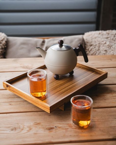 Take your tea experience to the next level with our elegant serving trays, perfect for showcasing your favourite teapot. Whether you're hosting a tea party or enjoying a moment to yourself, a serving tray adds a touch of luxury 🍵✨ #ServingTray #Teapot #TeaParty Hosting A Tea Party, Basket Tray, Serving Trays, French Press, Serving Tray, Next Level, Tea Party, Home Art, Tea Pots