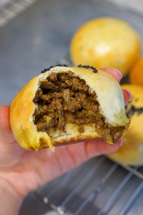 Chinese Curry Beef Buns (咖喱牛肉包) - PURPLECHIVES Beef Buns, Chinese Curry, Curry Buns, Asian Buns, Curry Beef, Meat Bun, Mild Curry, Homemade Chinese, Asian Inspired Dishes