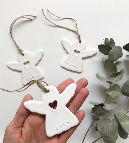 Clay Gift Tags, Clay Christmas Decorations, Lost Loved Ones, Deco Table Noel, Wishing Tree, Angel Gifts, Christmas Clay, Clay Crafts Air Dry, Cotton Gift Bag