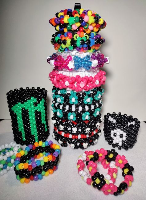 Kandi Ideas Singles, Grunge Diy, Rave Candy, Scene Kandi, Rave Bracelets, Kandi Cuff Patterns, Kandi Beads, Kandi Inspo, Diy Kandi Bracelets