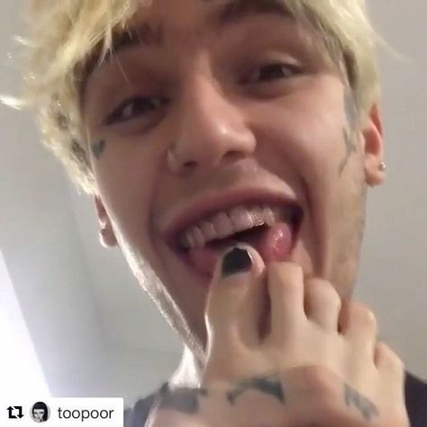 Lil Peep Rare, Lil Peep Photos, Rare Photos, Piercings, Wallpapers, Funny, Hair