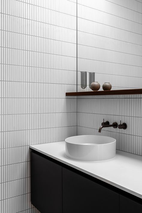 Mosaic Kit, Bathroom Design Inspiration, Dark Interiors, Tile Stores, Bathroom Renos, Kids Bath, Porcelain Mosaic, Kit Kat, Architectural Digest