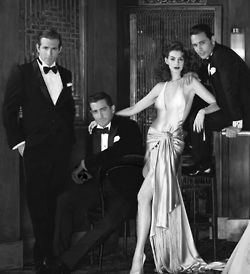 old hollywood glamour Ryan Reynolds Jake Gyllenhaal, Oud Hollywood, Annie Leibovitz Photography, Foto Glamour, Dane Dehaan, Old Hollywood Style, Lucky Blue, Septième Art, I Love Cinema