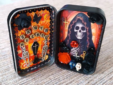 Pocket Altar, Esoteric Aesthetic, Box Decor, Sacred Places, Witchy Vibes, Metal Box, Xmas Crafts, Eclectic Decor, Button Pins