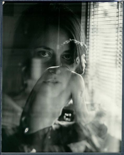 Traditional photographers have long been able to create two exposures on a single piece of film. This technique is now also easily achieved digitally - overlaying images using a ‘multiply’ or transparency filter, for example. This example shows how the integration of two different scenes can help to strengthen the ideas communicated within an artwork. Double Exposure Photography, Photography Student, Creation Photo, Gabriel Garcia Marquez, Creative Photography Techniques, Drawing Faces, Black And White Photograph, Multiple Exposure, Exposure Photography