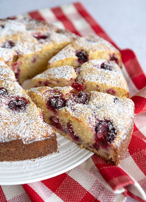 Raspberry Ricotta Cake | Italian Food Forever Raspberry Ricotta Cake, Raspberry Ricotta, Vegan Xmas, Ricotta Cake, Italian Cake, Fruitcake Recipes, Raspberry Cake, Bbc Good Food Recipes, Moist Cakes