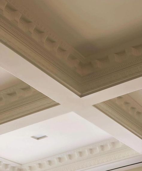 Phoebe Nicol (@phoebenicol.interiors) • Instagram photos and videos Parisian Ceiling, Phoebe Nicol, Painting Instagram, Hallway Ceiling, Trim Carpentry, Barrel Ceiling, Roof Ceiling, Ceiling Texture, Monday Inspiration