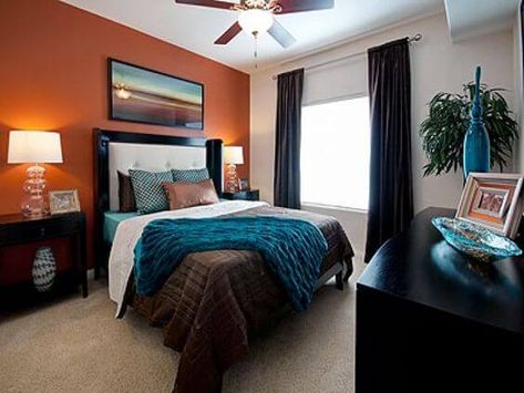 Orange Accent Wall, Orange Bedroom Walls, 70 Bedroom, Orange Bedroom Ideas, Burnt Orange Bedroom, Orange Accent Walls, Men's Bedroom, Orange Rooms, Orange Bedroom