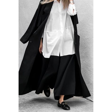 4e6cd95227cb0c280e99a195be5f6615desc42713721ri Minimal Stil, Minimalist Moda, Woman In Black, Mode Hijab, Solid Clothes, White Shirts, Laura Ashley, Styl Vintage, Minimal Fashion