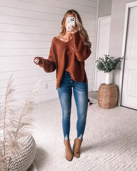 Boutique Fall Outfits, Rust Dress Outfit, Country Fall Outfits, Teaching Clothes, 2023 Wardrobe, Fam Pics, Boot Outfits, Thanksgiving Outfit Women, Pink Lily Boutique