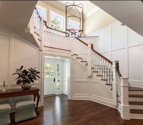 Arc Lantern I Modern Farmhouse Staircase, Foyer With Stairs, Farmhouse Staircase, Modern Stair Railing, Foyer Staircase, Shingle Style Homes, Stair Railing Design, Stairway Design, Staircase Decor