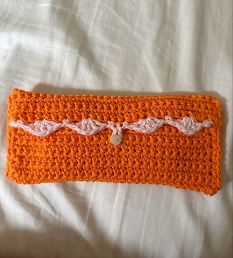 Crochet Pencil Pouch free Pattern || Pencil Case ideas 2024 Crochet Pencil Case No Zipper, Pencil Case Ideas, Crochet Pencil Pouch, Pattern Pencil Case, Crochet Pencil Case, Crochet Pencil, Writing Essentials, Case Ideas, Pixie Cut Wig