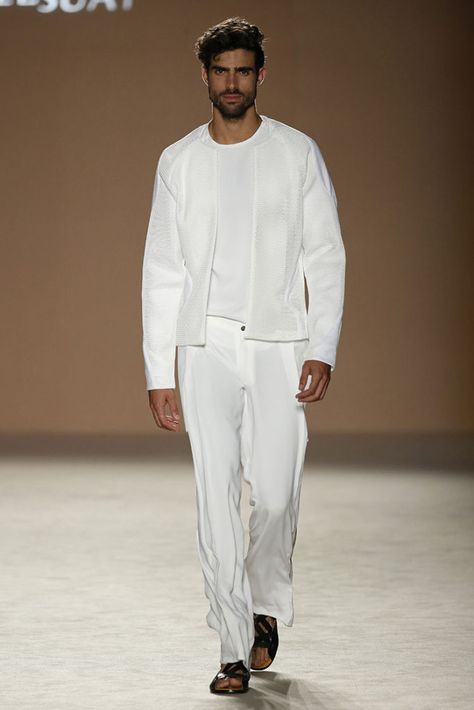 080 Barcelona Spring-Summer 2017 White Outfit Men, 90s Fashion Show, Barcelona Spring, Barcelona Fashion, Menswear Runway, All White Outfit, White Outfit, Gentleman Style, Spring Summer 2017