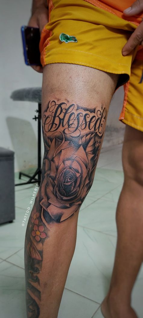 Colourfull Tattoo Designs, Tigh Tattoos Men, Front Of Leg Tattoo Men, Blessed Leg Tattoo, Knee Tattoo Men Ideas, Front Thigh Tattoos Men, Men Knee Tattoo, Upper Leg Tattoo Men, Above Knee Tattoo Men