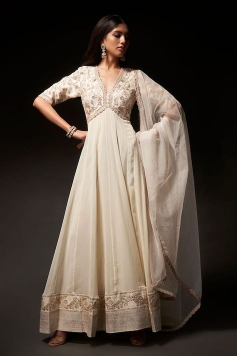 Off White Dresses Indian, Off White Indian Outfits, Half White Anarkali Dress, Dress Stitched From Saree, Celebrity Anarkali Dresses, Off White Anarkali Dress, Designer Outfits Woman Indian, Onam Kurta, Wedding Indian Dress For Women