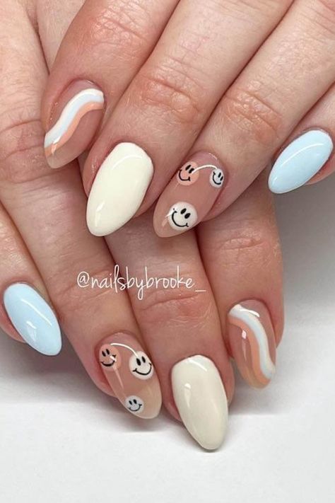 Neutral Smiley Face, Rounded Acrylic Nails, Teen Nails, Cute Simple Nails, Simple Gel Nails, Girly Acrylic Nails, Summery Nails, Her Nails, Cute Gel Nails