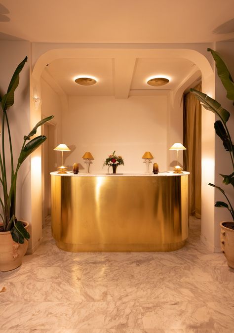 Reception Hotel, Hotel Reception Desk, Courtyard Cafe, Curved Reception Desk, Floor To Ceiling Curtains, Athens Hotel, Cream Color Scheme, Bauhaus Architecture, Ceiling Curtains