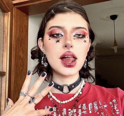 Runscay Makeup, Musa Makeup, October Fashion, Make Up Inspo, Book Week, Grunge Makeup, Attractive People, Artistry Makeup, Beautiful Makeup