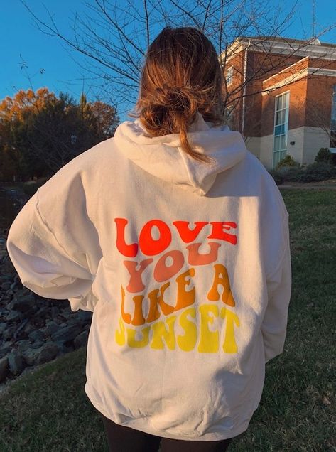 Bubble Letter Hoodie, Sunset Hoodie, Y2k Fits, Letter Hoodie, Preteen Fashion, Letter Ideas, Hoodies Aesthetic, Outfit Short, Bubble Letter