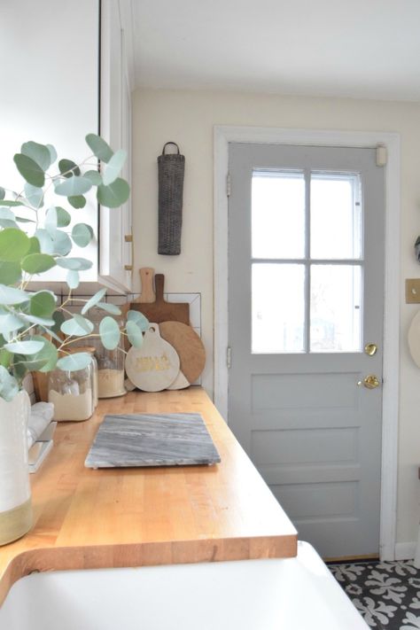 Gray Paint Change up on our Interior Kitchen Door - Nesting With Grace Interior Kitchen Door, Exterior Kitchen Doors, Change Door, Farmhouse Interior Doors, Interior Design Institute, Eclectic Cottage, Black Interior Doors, Wooden Doors Interior, Gray Paint