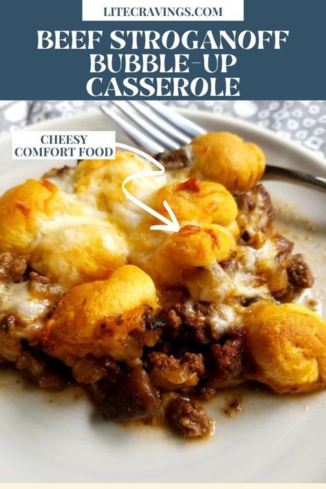 Beef Stroganoff Bubble-Up Casserole is the perfect meaty comfort food. Instead of servings with egg noodles or mashed potatoes, top your casserole with buttery crescent rolls for a truly decadent treat! #bubbleupcasserole #beefstroganoff Lite Cravings, Vegetable Pasta Bake, Weight Watchers Casserole, Cravings Recipes, Yummy Casserole Recipes, Ww Points, Bubble Up, Hamburger Helper, Man Food