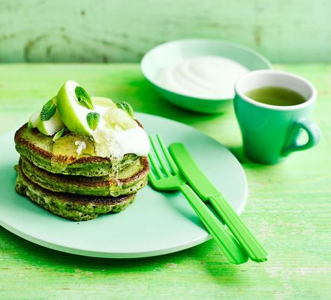 Matcha recipes Matcha Food, Matcha Pancakes, Spinach Pancakes, Green Breakfast, Matcha Recipes, Matcha Recipe, Pancake Stack, Pancakes Ingredients, Matcha Powder