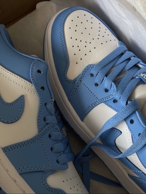 Nike Jordans Aesthetic, Blue Nike Jordans, Nike Jordan Blue, Jordans Aesthetic, Nike Jordans, Reward Store, Jordan Blue, Trends 2023, Insta Inspo