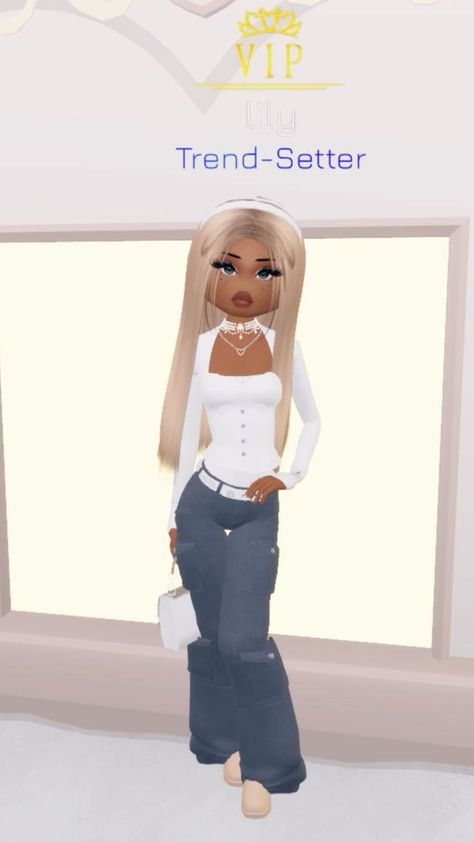 Reunion Dress, Royal High Outfits Ideas Cheap, Fancy Dress Code, Aesthetic Roblox Royale High Outfits, Theme Dress, Movies Outfit, Themed Outfits, Gaming Clothes, Girly Outfits