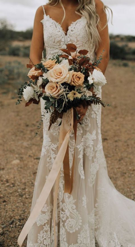 Autumn wedding inspiration by Brides Boutique Buckingham #autumn #fall #wedding #bridal #leaves #pumpkins #bridesboutiquebuckigham Fall Color Palettes, Rustic Wedding Flowers Bouquet, Boda Mexicana, Rustic Fall Wedding, Rustic Wedding Flowers, Fall Wedding Bouquets, Fall Wedding Flowers, Fall Color Palette, Wedding Inspiration Fall