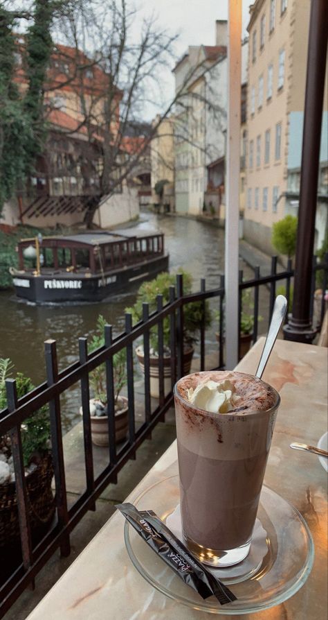 Prague Coffee Shops, Prague Aesthetic, Prague Winter, Aesthetic Coffee, Coffee Addict, Aesthetic Photo, Prague, Czech Republic, Vienna