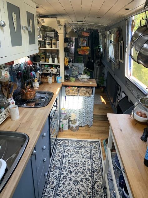 Canal Boat Interior Narrowboat, Narrow Boat, Narrowboat Interiors Inspiration, Canal Boat Narrowboat, Narrowboat Kitchen, Canal Boat Interior, Barge Boat, Narrowboat Interiors, Boat House Interior