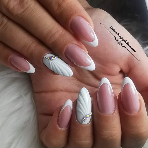 Tropical Wedding Nails, Nail Forms, Almond Shaped, Baymax, Design Geometric, Beach Nails, Stick On Nails, Nailed It, Nail Accessories