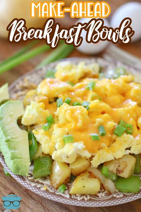 These savory, make ahead Breakfast Bowls are perfect for breakfast on the go! Seasoned potatoes, eggs, peppers, onions and cheese. So good and filling! Eggs Peppers Onions, Make Ahead Breakfast Bowls, Savory Breakfast Bowls, Sugar Fast, Cook Breakfast, Breakfast Bowls Recipe, Seasoned Potatoes, Country Cook, Work Meals