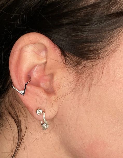 Conch Piercing Near Me Orbital Piercing Conch, Conch And Helix Piercing, Double Conch Piercing, Conch Piercing Pain, Conch Piercing Hoop, Double Conch, Piercing Artist, Conch Ear Piercing, Outer Conch Piercing