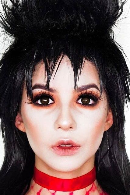 Soul Sucker Beetlejuice, Beetlejuice Mens Makeup, Lydia From Beetlejuice Makeup, Lydia Deets Hair, Lydia Deetz Wedding Makeup, Lydia Deetz Makeup Tutorial, Beetlejuice Wedding Costume, Lydia Deetz Hair Tutorial, Beetlejuice Makeup Men