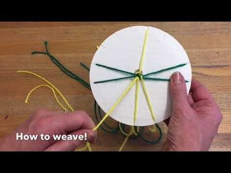 (8) Kumihimo Tutorial - YouTube Kumihimo Tutorial Video, Japanese Weaving, Yarn Friendship Bracelets, Keychain Kids, Kumihimo Tutorial, Kumihimo Disk, Japanese Braiding, Mochila Crochet, Kumihimo Braiding