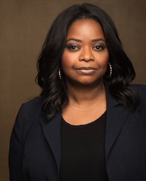 6,054 Likes, 43 Comments - Luke Fontana (@lukefontana) on Instagram: “Octavia Spencer in LA.” Caricature Reference, Canadian Actors, Winter Celebrities, Female Comedians, Octavia Spencer, Mako Mermaids, Black Actresses, Personal Color, Black Actors