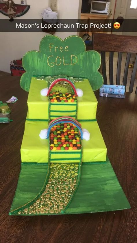 Diy Leprechaun, Leprechaun Trap Project, Leprechaun Tricks, Sant Patrick, St Patrick Day Treats, St Patricks Crafts, Leprechaun Trap, St Patricks Day Crafts For Kids, St Patrick Day Activities