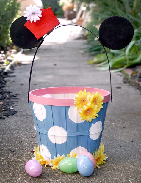 Easter is around the corner and you're in need of a cute DIY basket. Enter this Minnie Mouse inspired project! One of Minnie's signature look is the blue and white polka-dot number with the red hat and yellow heels. We took those colors and made it Springtime ready. Learn how to make this on mainstreetdiy.com! #disney #disneydiy #disneycrafts #disneyland #minniemouseeasterbasket #minniemousebasket #easterdiy #eastercrafts Minnie Mouse Easter Basket, Polka Dot Outfit, Dot Outfit, Happy April, Polka Dots Outfit, Yellow Heels, Diy Basket, Cute Diy, Easter Time