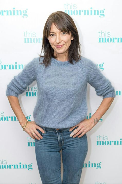 Davina Mccall Davina Mccall Style, Davina Mccall Hair, Bob Bangs, Davina Mccall, Hair Color And Cut, Cut My Hair, Medium Hair Cuts, Woman Crush, Pretty Hairstyles