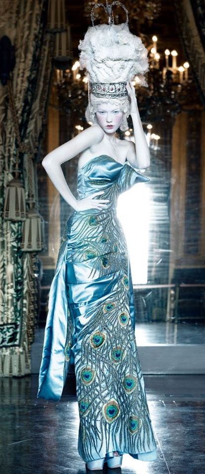 Style Bleu, Patrick Demarchelier, Dior Haute Couture, French Fashion Designers, Dior Couture, Peacock Feathers, Baroque Fashion, Gorgeous Gowns, Marie Antoinette