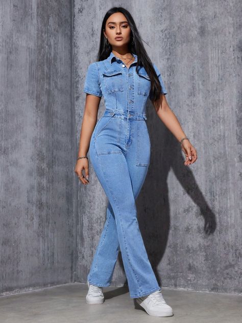 Jean Jumpsuit Outfit, Denim Jumpsuit Outfit, Short Sleeve Denim Jumpsuit, College Shopping, Short Sleeve Denim, Jumpsuit Casual, Salopette Jeans, Jumpsuit Outfit, Plain Shirt