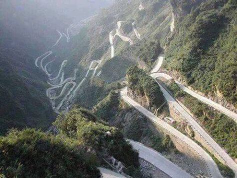 Limalimo range in northern Ethiopia Taroko Gorge, Dangerous Roads, Zhangjiajie, Beautiful Roads, Dreams And Nightmares, Winding Road, Mountain Road, Open Road, Aerial View