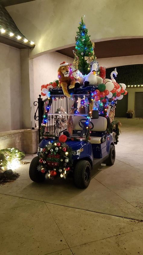 Decorated Golf cart for Christmas Christmas Decorated Golf Carts, Golf Cart Christmas Decorating Ideas, Christmas Golf Cart Parade Ideas, Decorated Golf Cart, Christmas Golf Cart, Christmas Toy Box, Christmas Competition, Christmas Competitions, Christmas Golf